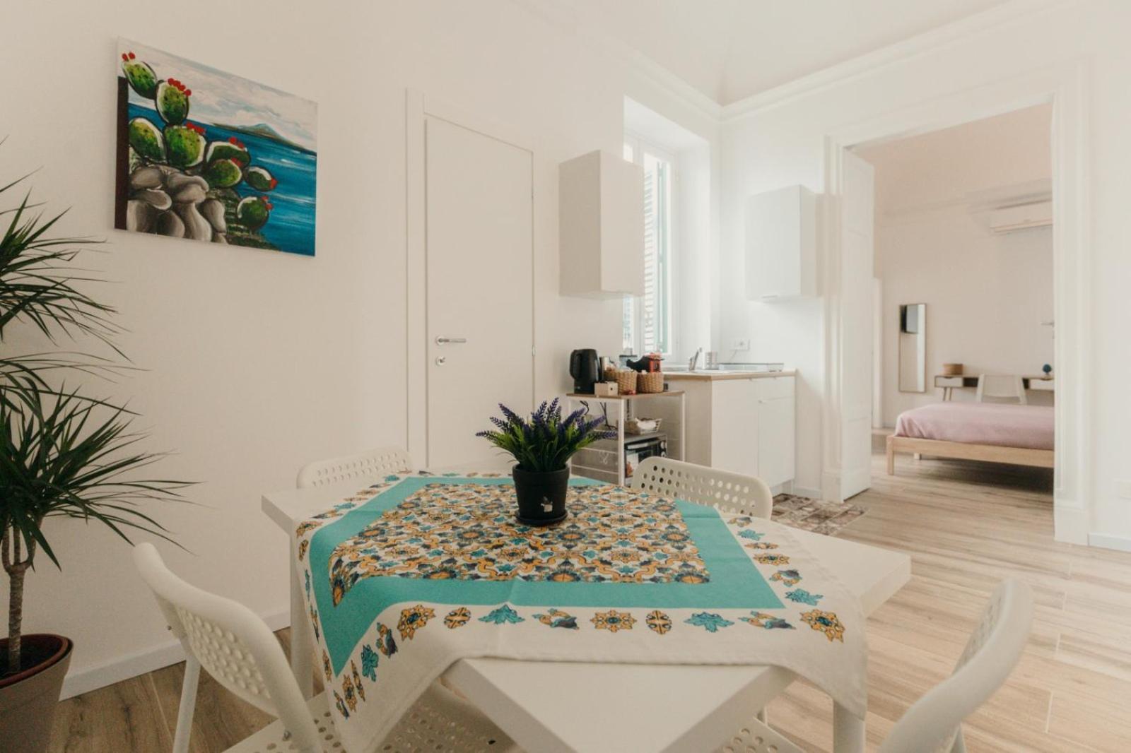 Sofia'S Central Apartment Palermo Bagian luar foto